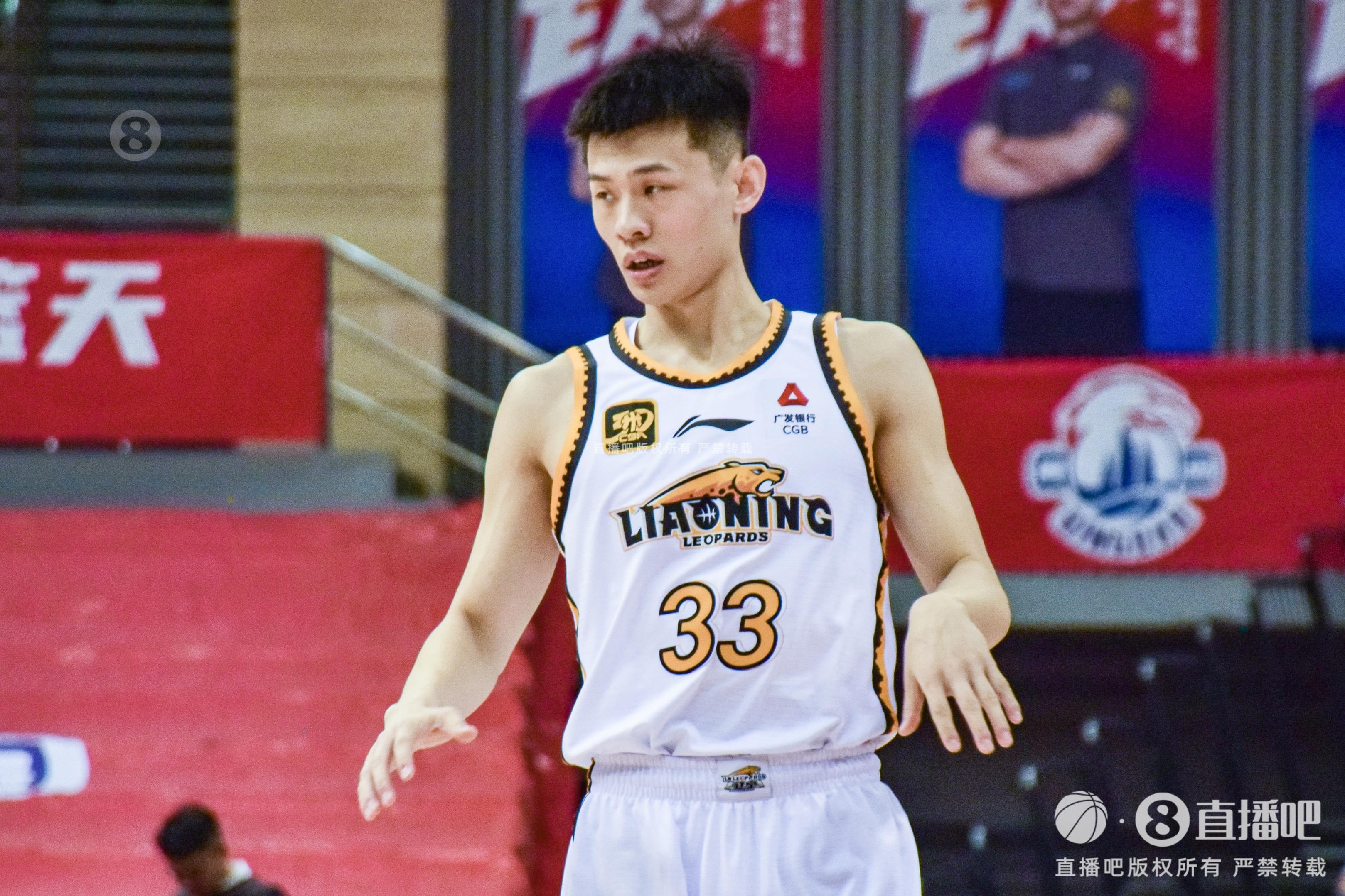 盡力了！王嵐嵚末節(jié)2記三分 全場18分鐘4中3拿到10分